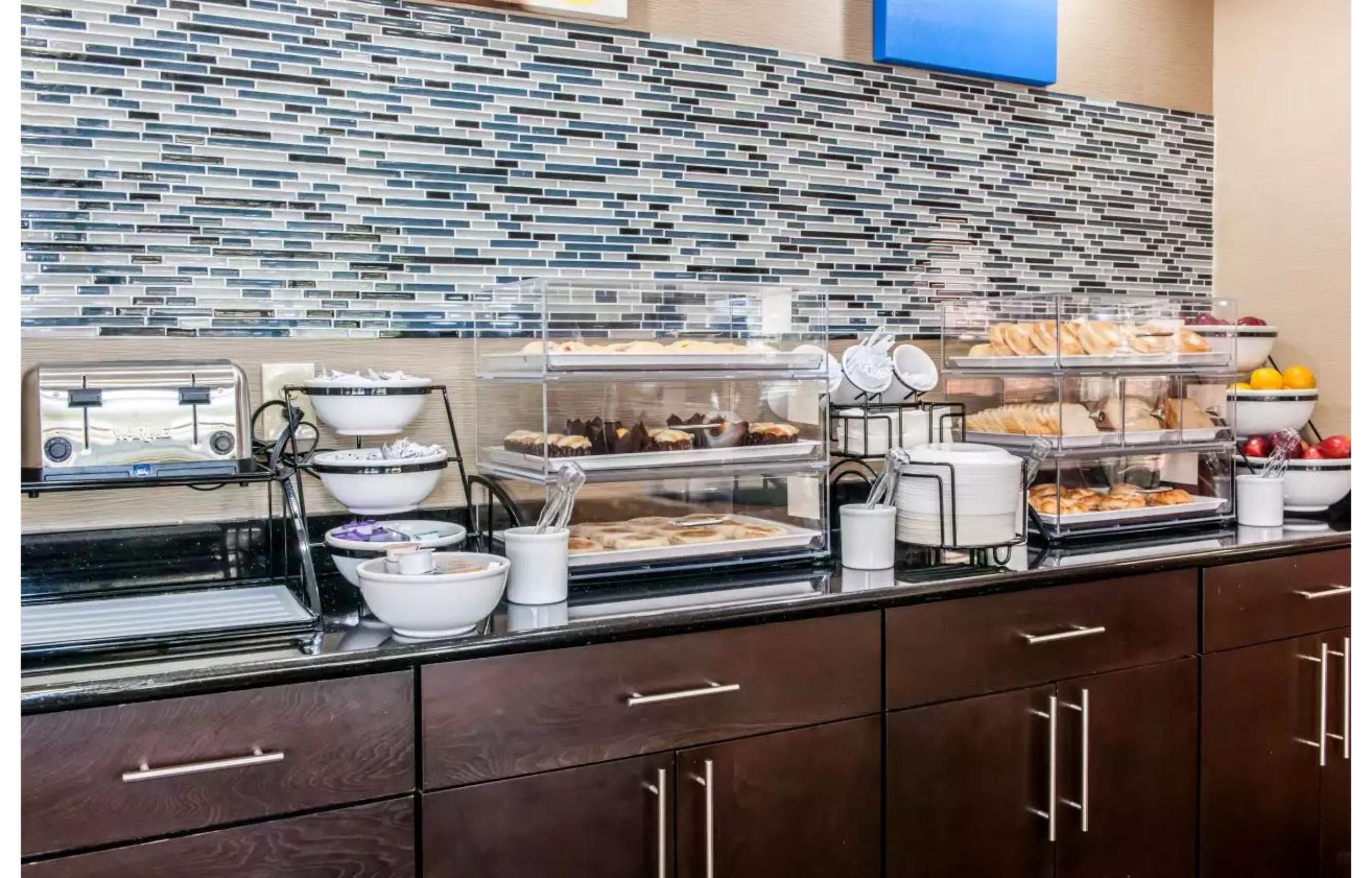 Comfort Inn Blue Ash North Екстериор снимка