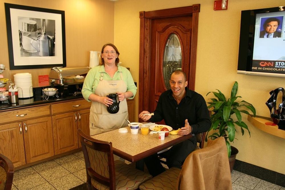 Comfort Inn Blue Ash North Ресторант снимка