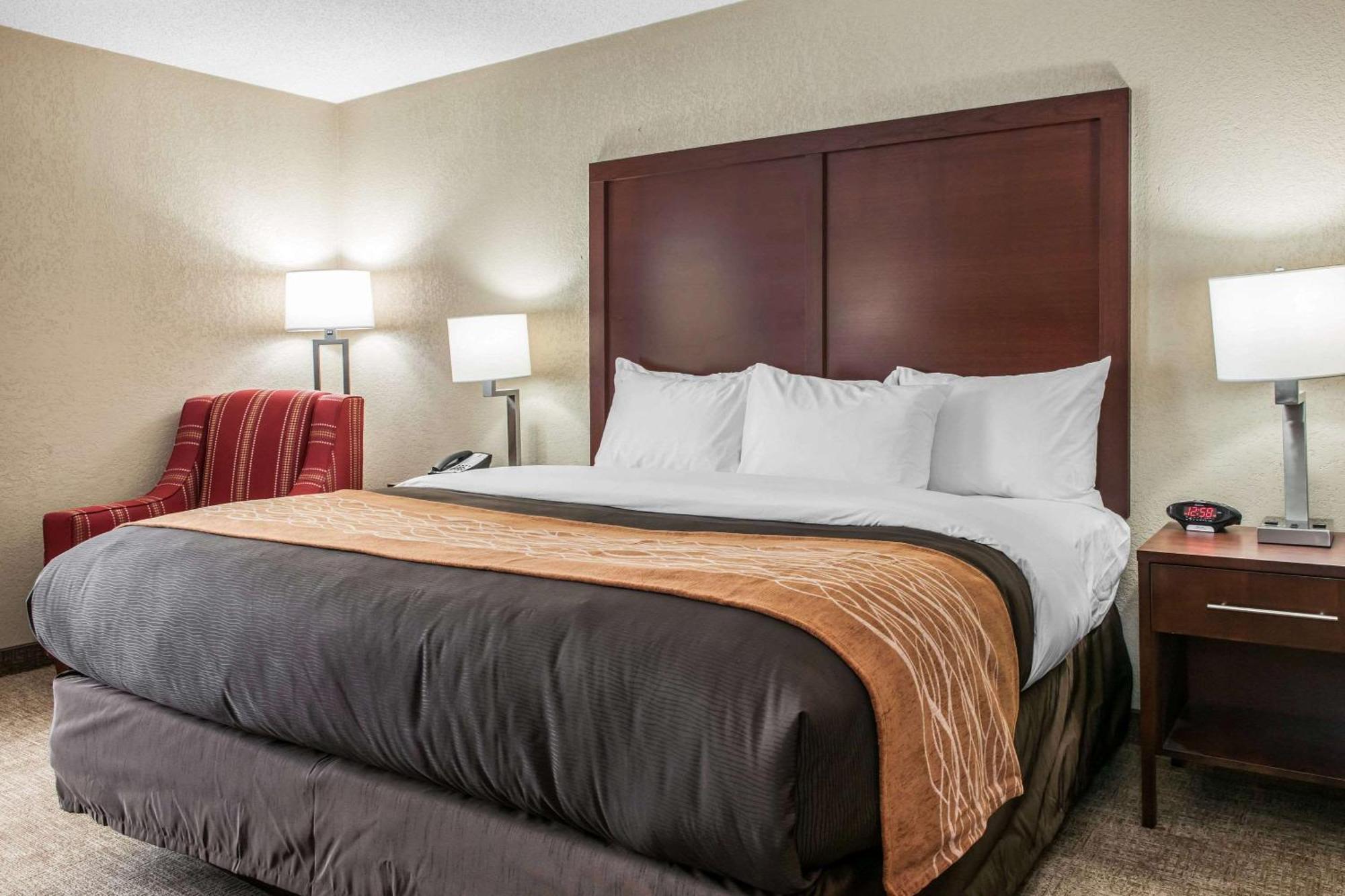 Comfort Inn Blue Ash North Екстериор снимка