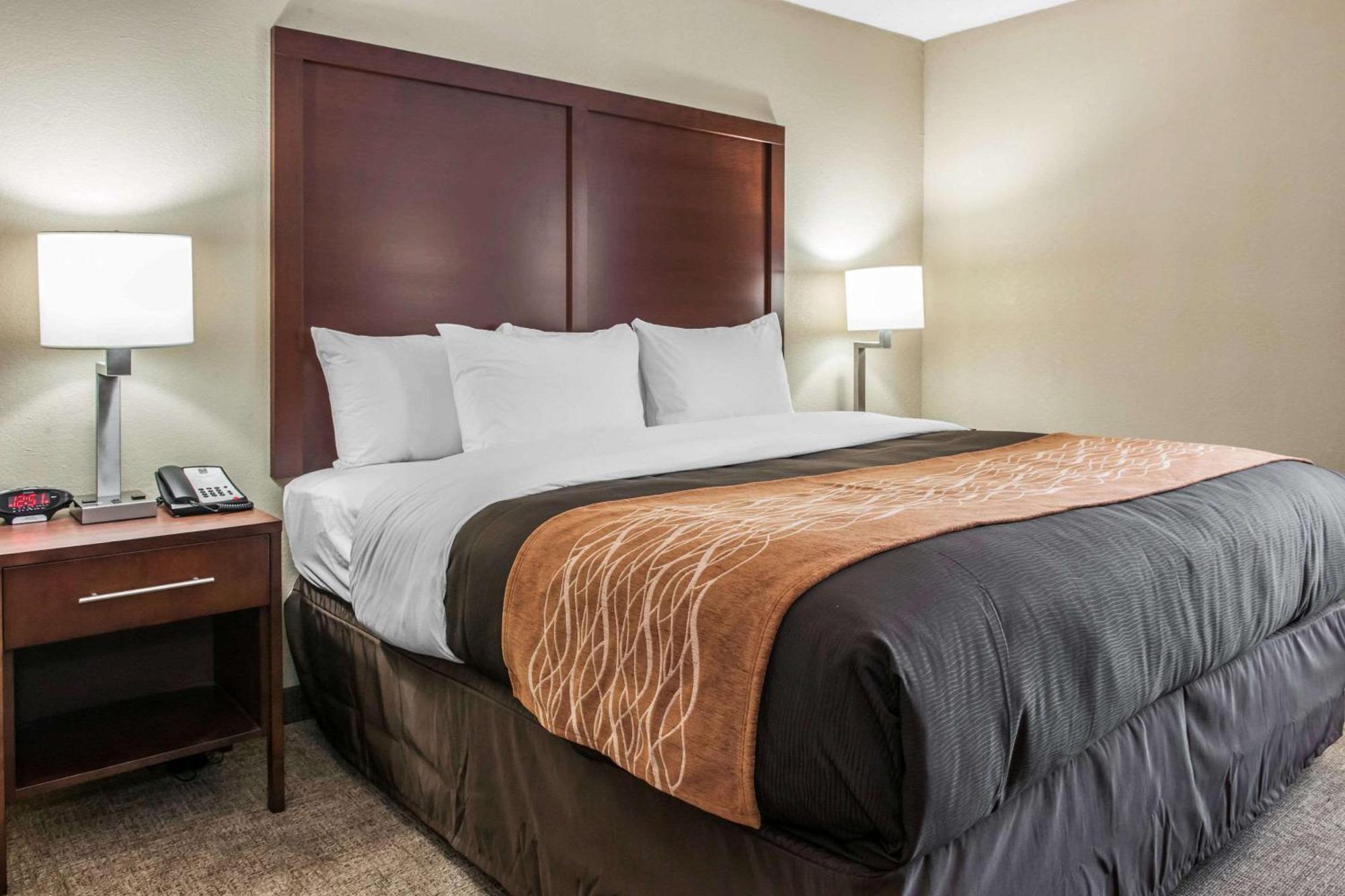 Comfort Inn Blue Ash North Екстериор снимка